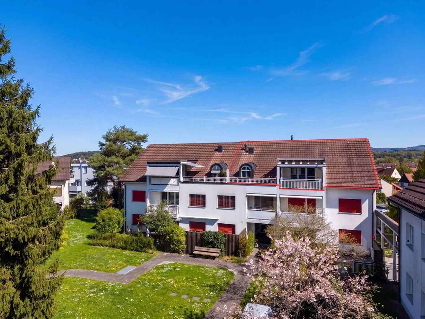 Charmant Appartement Sous Les Toits à Therwil - Photo 22 sur 25