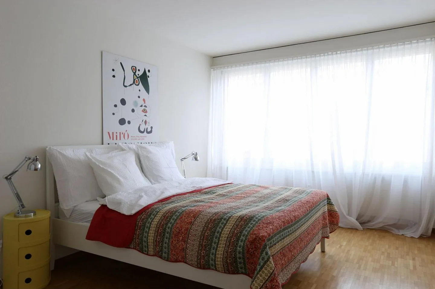 Appartement 4 pièces meublé et élégant avec balcon dans le populaire Bâle... - Photo 2 sur 7