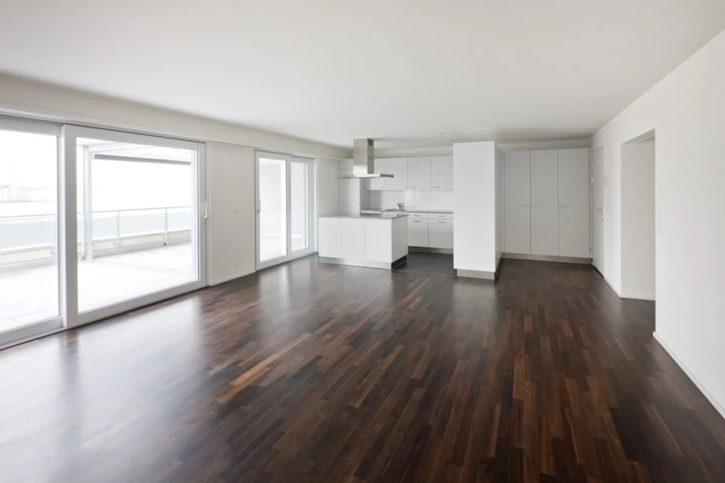 Appartamento attico di 4,5 stanze con terrazza di 36 m² e vista panoramica - Foto 1 di 12