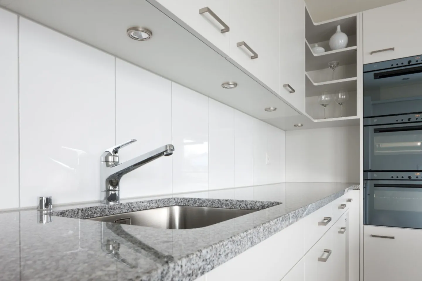 Appartamento attico di 4,5 stanze con terrazza di 36 m² e vista panoramica - Foto 4 di 12