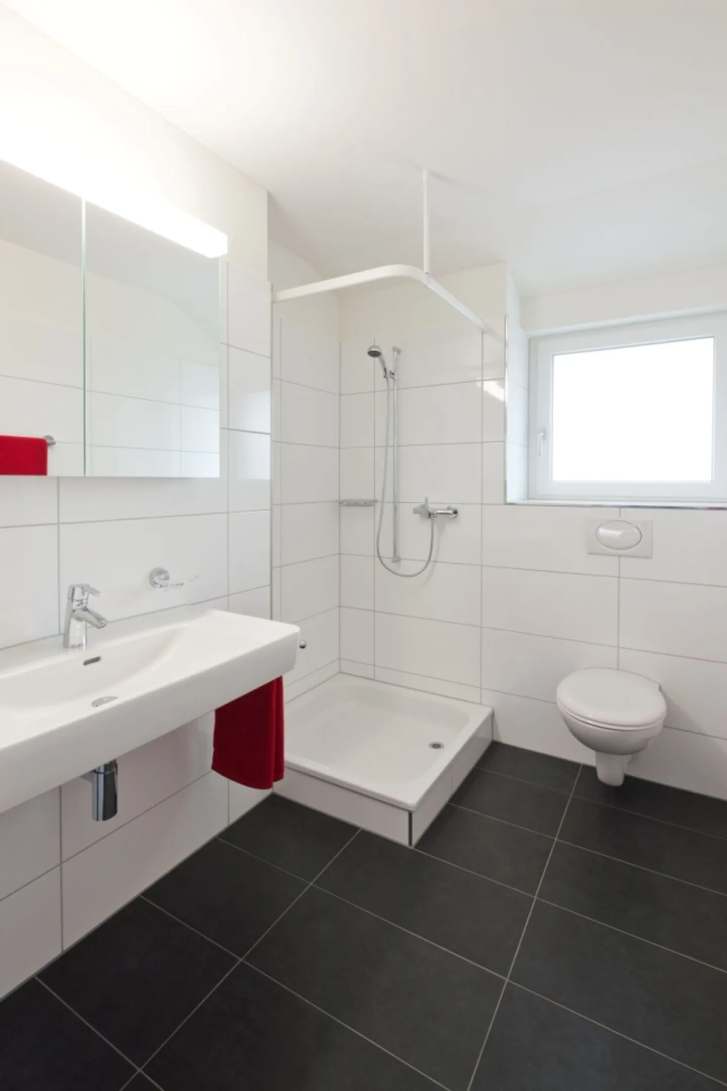 Appartamento attico di 4,5 stanze con terrazza di 36 m² e vista panoramica - Foto 10 di 12