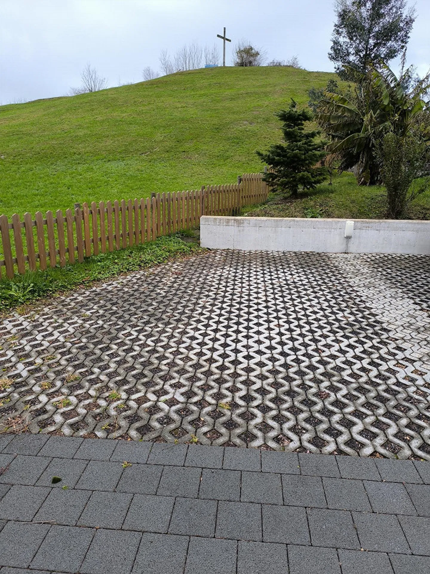 Place de parking / Emplacement libre à Arth - Photo 1 sur 1