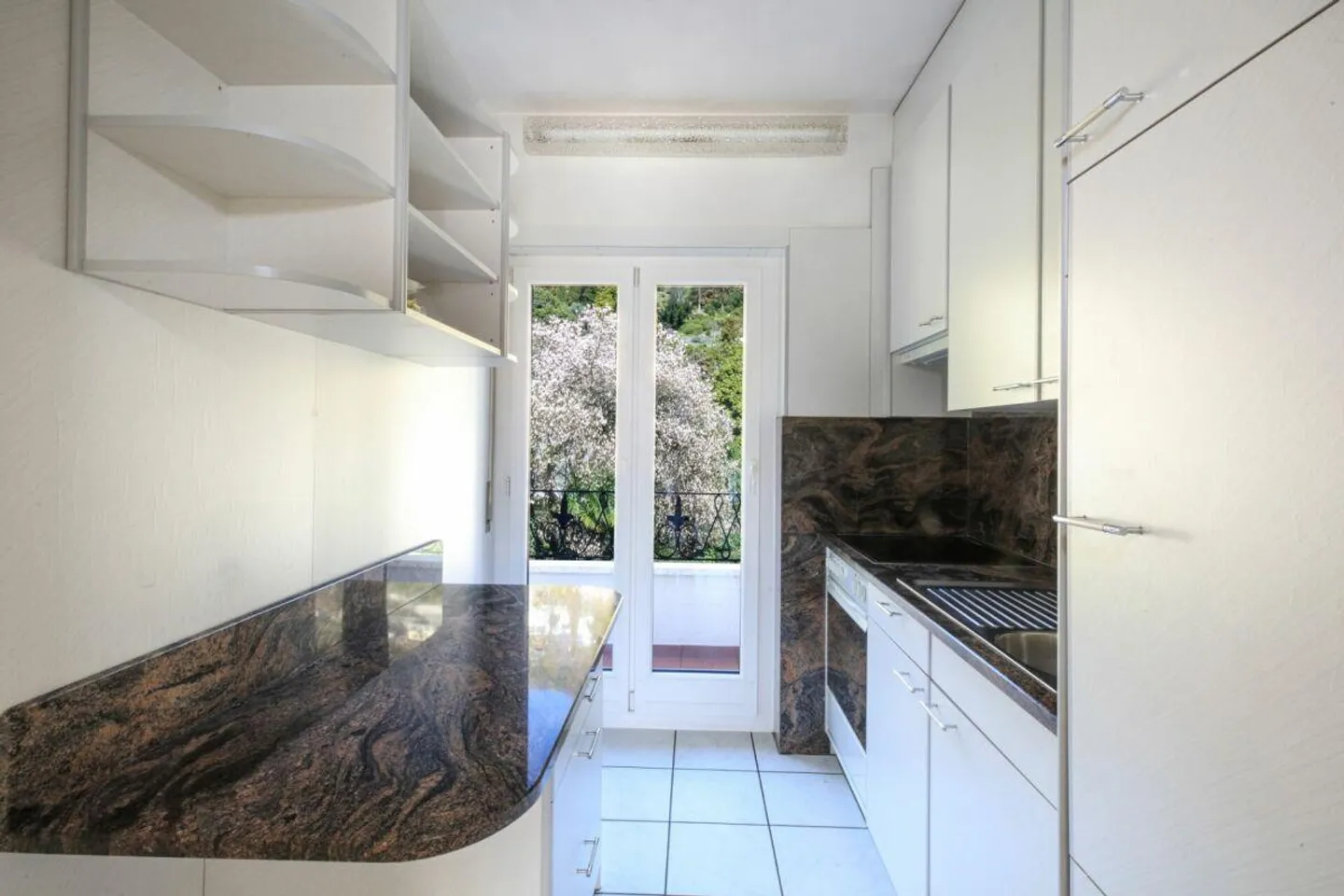 MINUSIO - Apartment with a view of Lake Maggiore - Photo 3 of 14