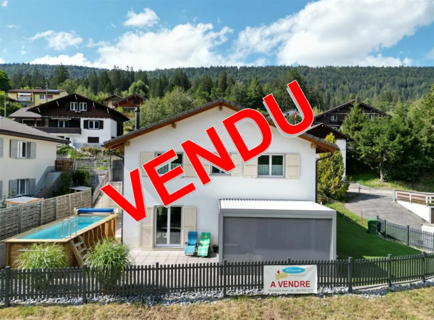 Cormoret, magnifique villa 5.5 pièces avec garage et piscine - Photo 1 sur 13