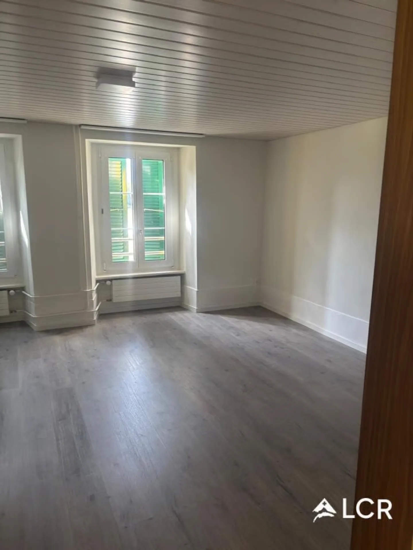 Bel appartement de 2.5p à Belmont/Yverdon - Photo 3 sur 12