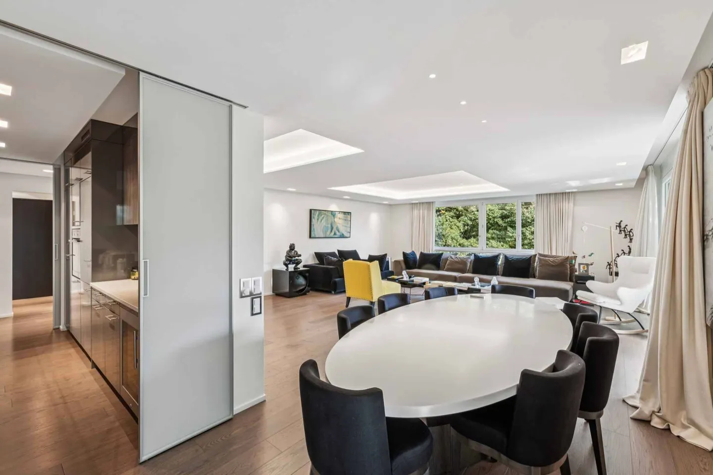 Appartamento in vendita - Foto 2 di 11