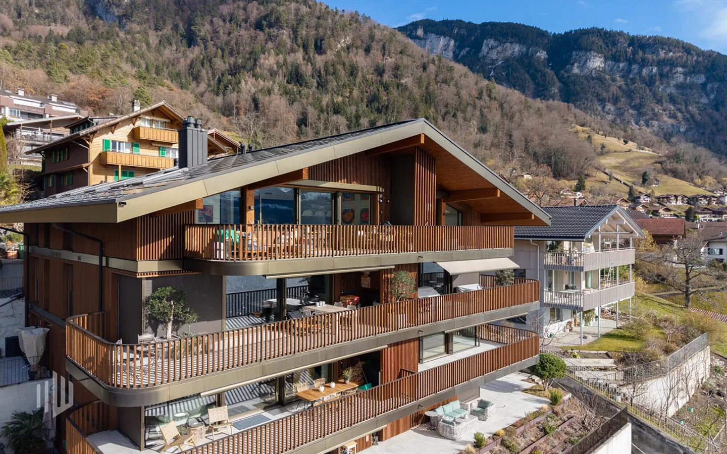 ImmoWyss - Attico esclusivo in 'Lake Spirit' sopra il lago di Thun - Foto 1 di 10