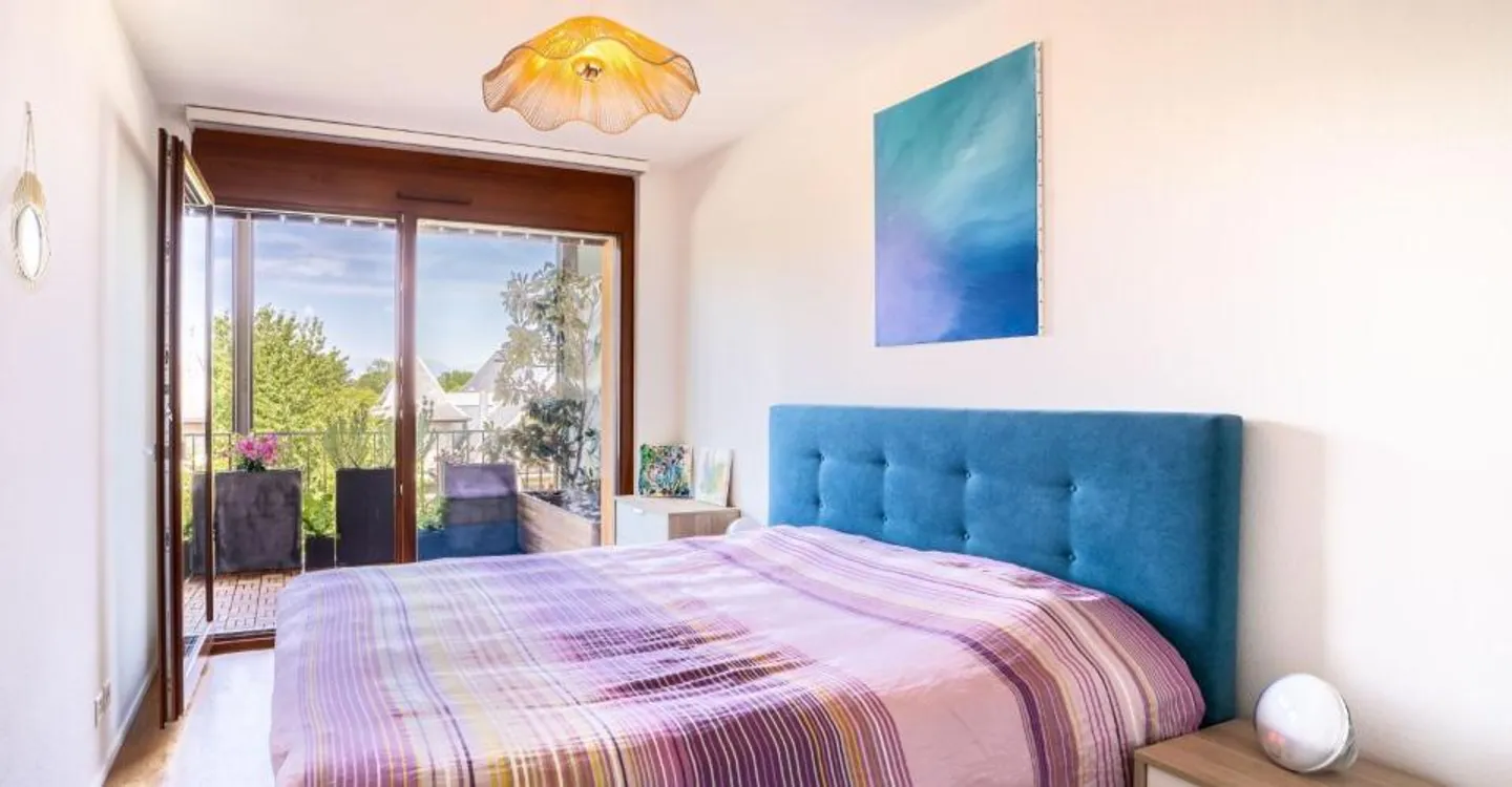 Außergewöhnliche Wohnung mit Panoramaterrasse und Blick auf den Jura in Presinge - Foto 9 von 12
