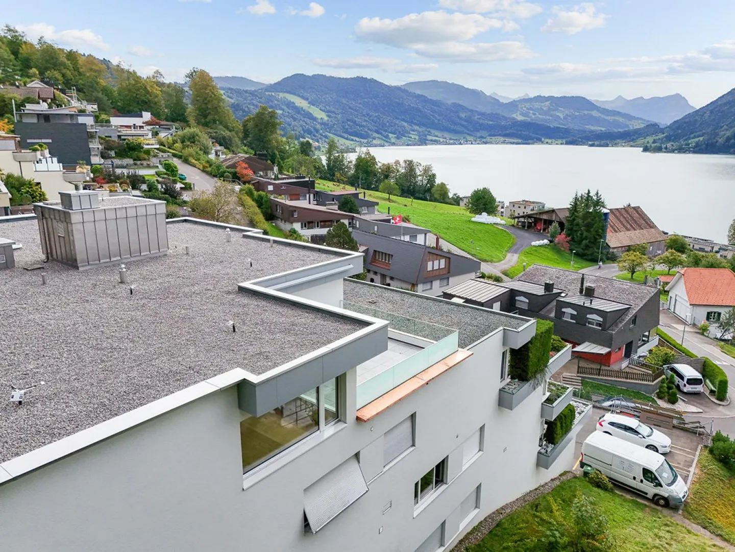 Exclusive, newly created 3½-room penthouse apartment in Oberägeri - Photo 4 of 20