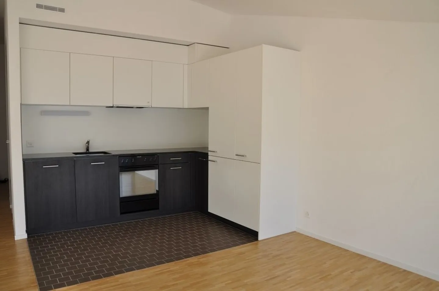 Charmante Wohnung in Sion - Foto 3 von 5
