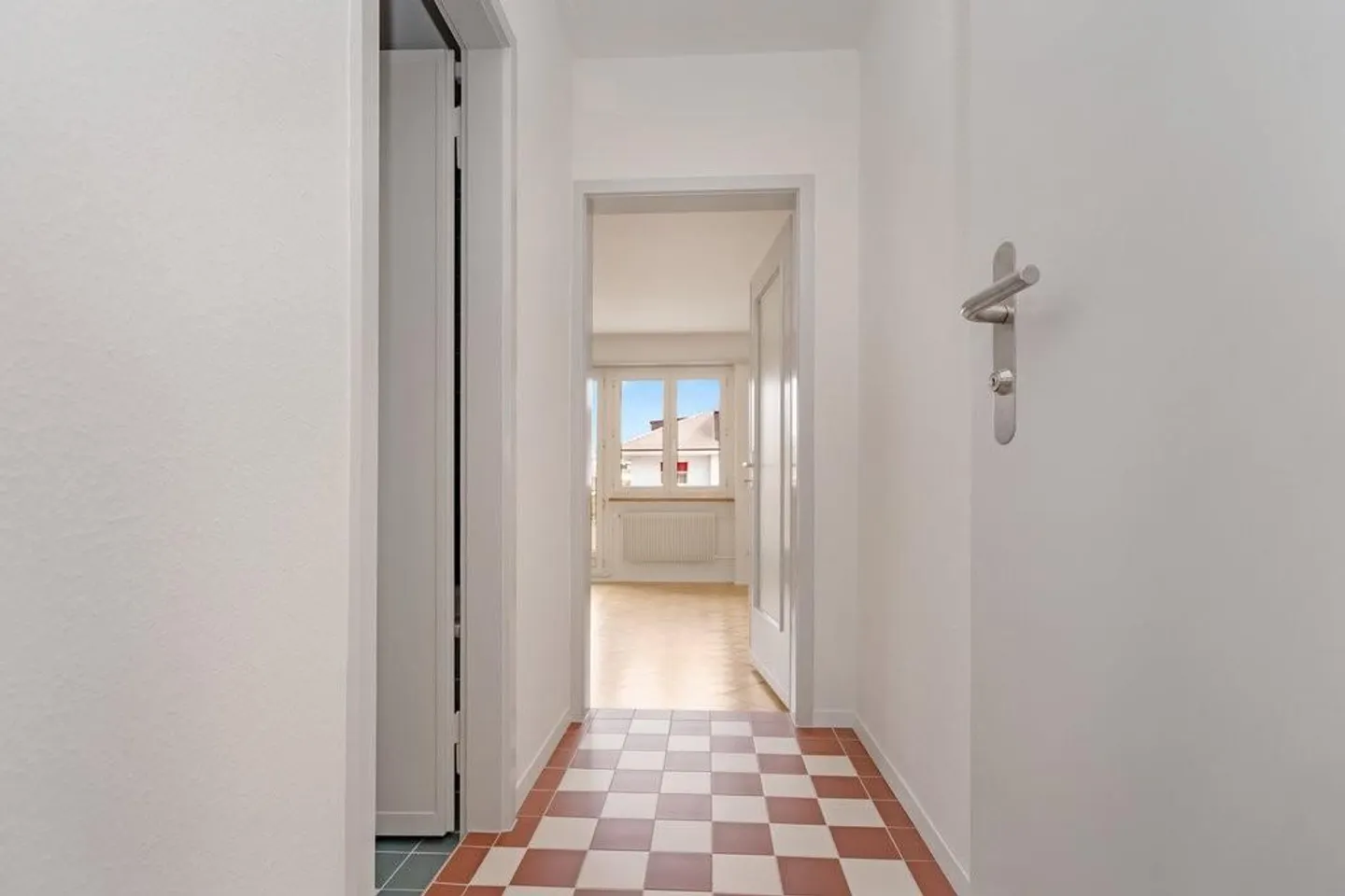 Sanierte Wohnung mit Balkon - Foto 7 von 8