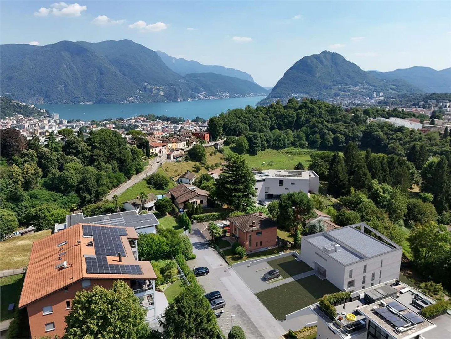 Exclusive 4.5-room penthouse with roof garden and maximum privacy in Savosa - Photo 8 of 8