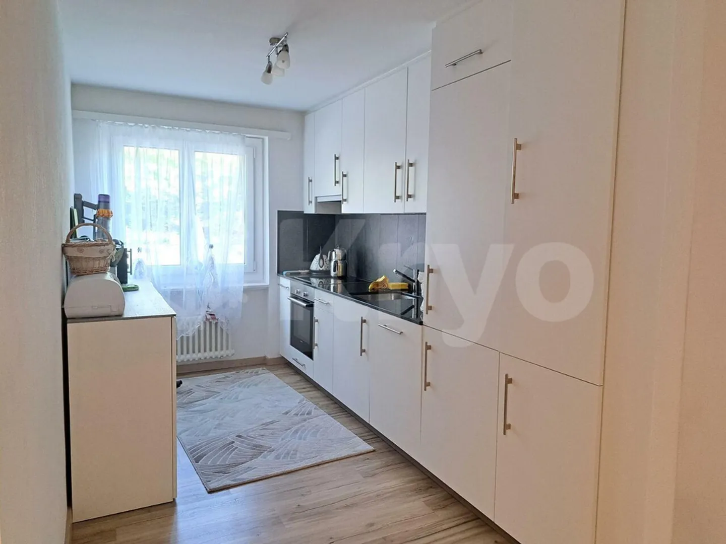 Appartement moderne avec balcon - Photo 1 sur 12