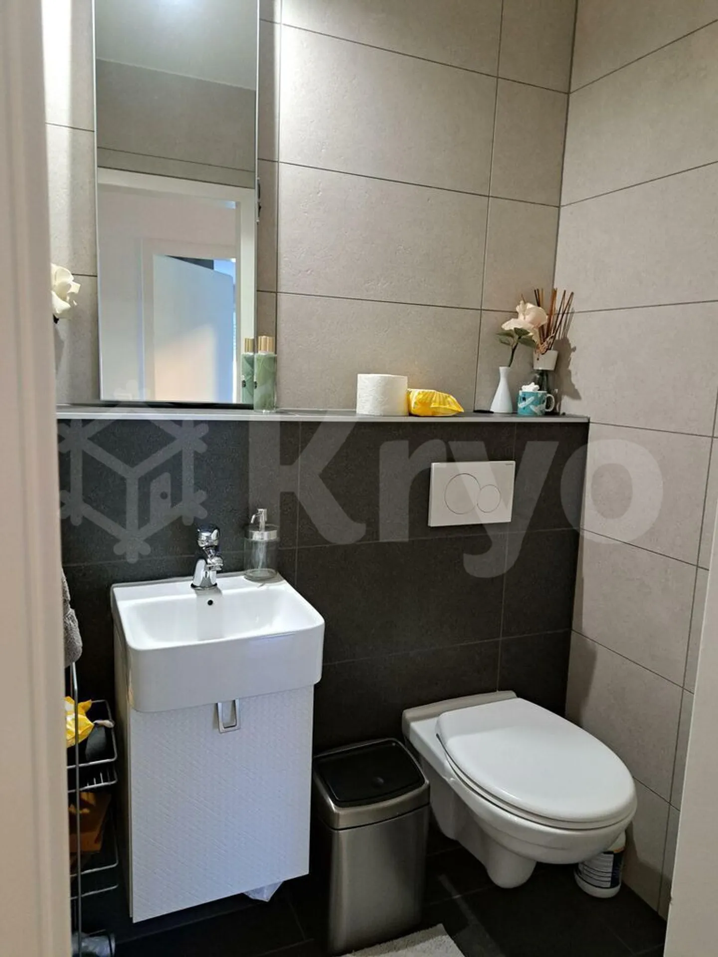 Appartement moderne avec balcon - Photo 11 sur 12