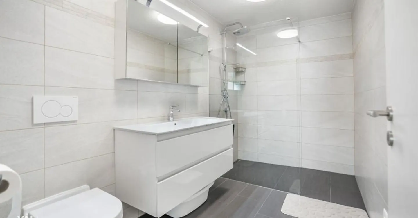 Modernes Apartment mit Privatgarten - Foto 7 von 12