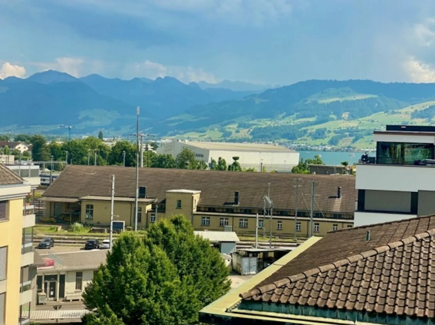 4.5-room penthouse apartment in the center of Rapperswil - Photo 3 of 3