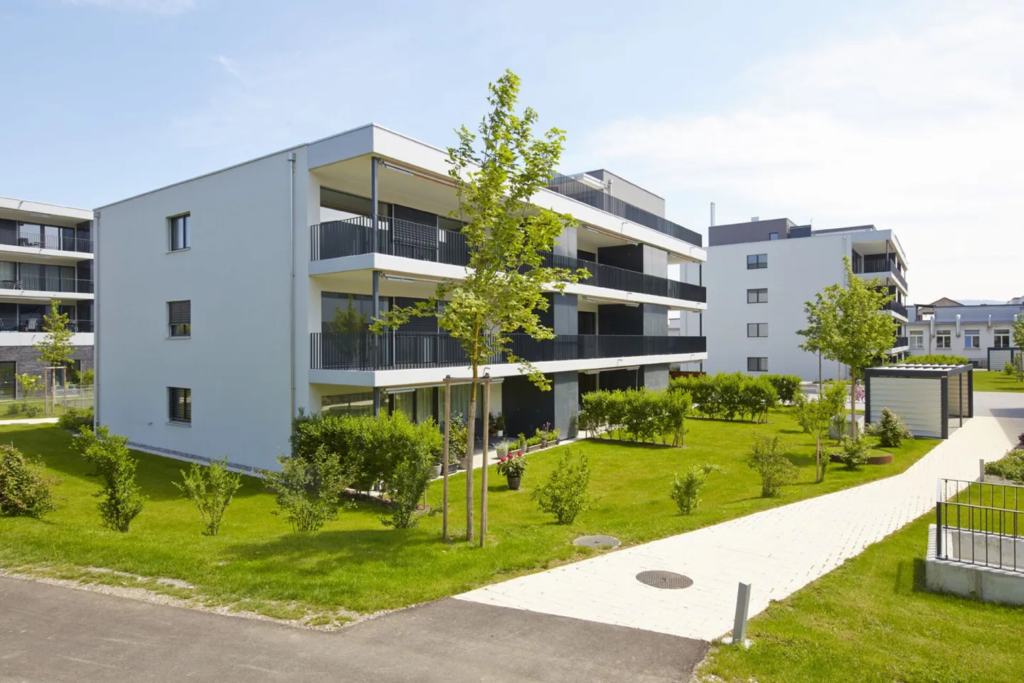 Appartement en attique de 2,5 pièces près du lac Hallwil - Photo 2 sur 7