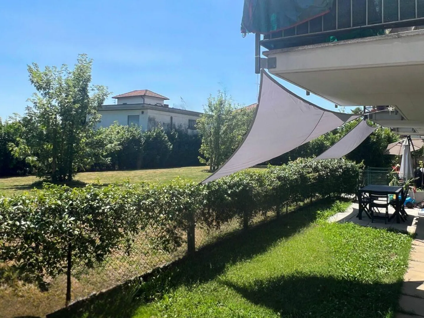 Modernes Apartment mit Garten - Foto 1 von 9