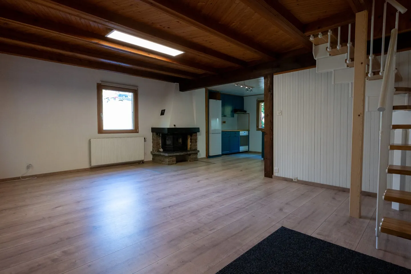 Magnifico chalet di 4.5 stanze a Gueuroz - Foto 3 di 16