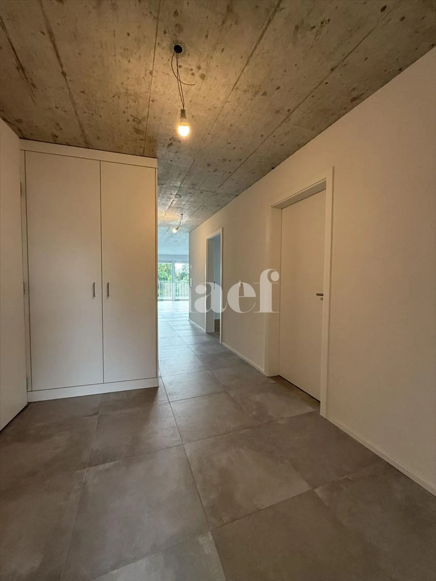 4.5 Room Apartment - Photo 4 of 11