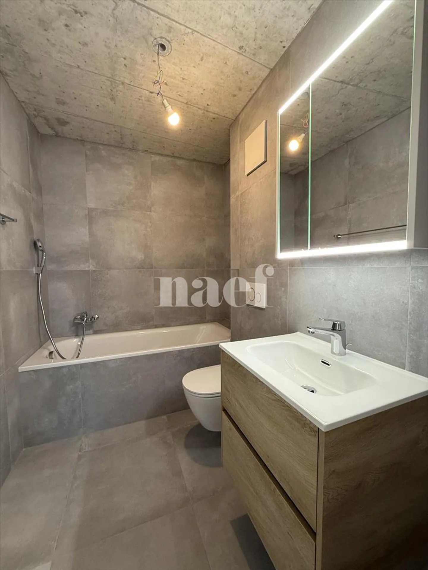 4.5 Room Apartment - Photo 9 of 11