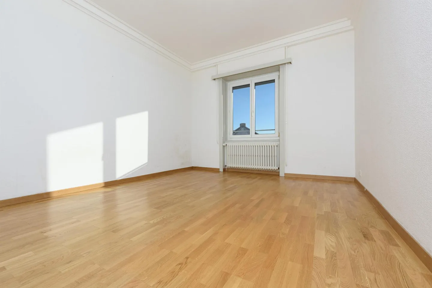 Appartamento moderno con terrazza - Foto 4 di 7