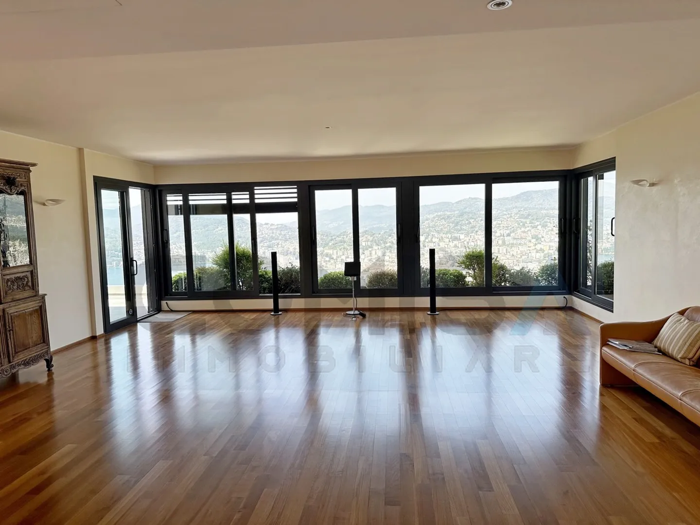 Luxus-Penthouse mit Seeblick - Foto 2 von 4