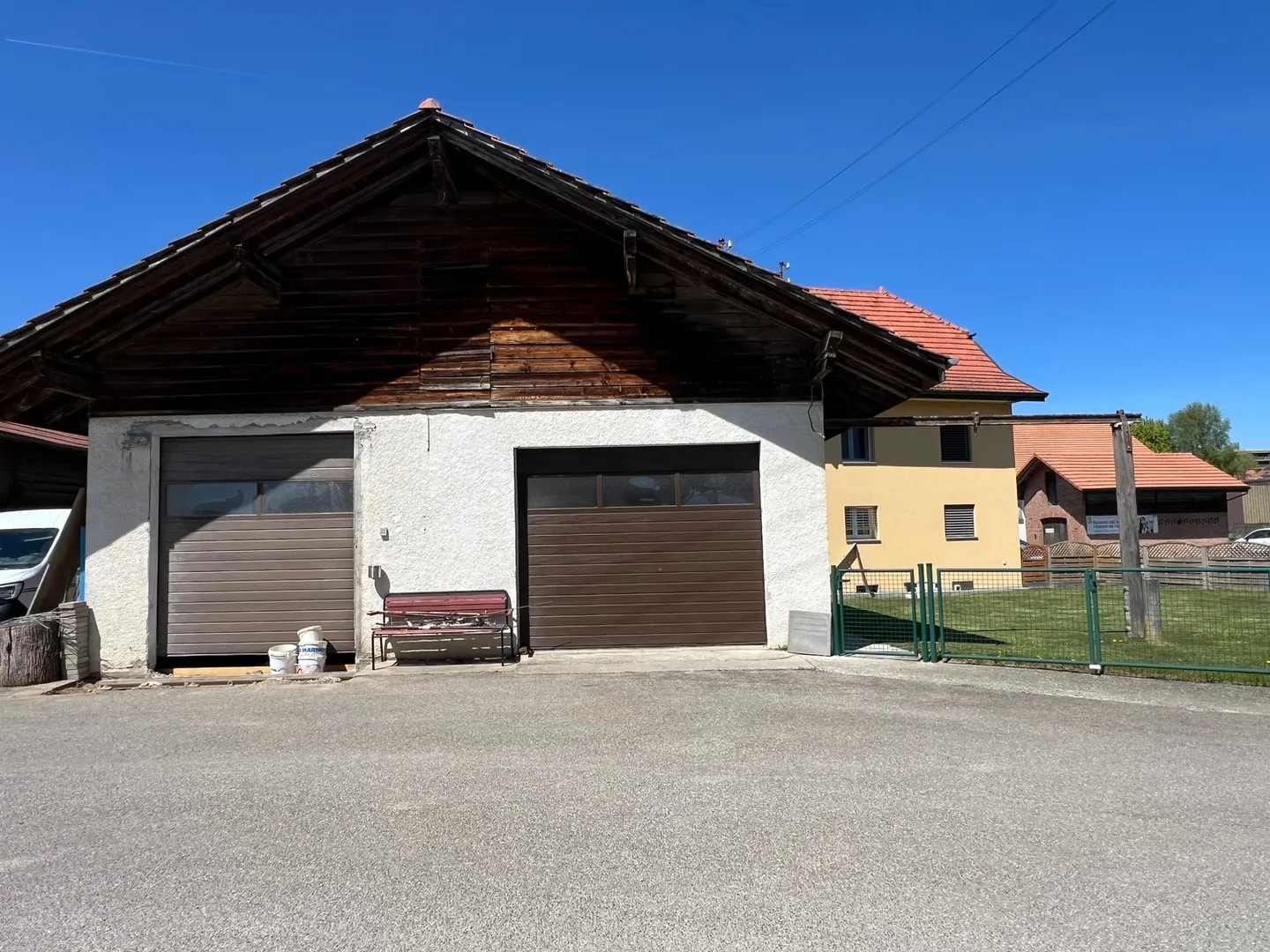 Affascinante casa unifamiliare con grande potenziale – Chénens - Foto 3 di 8
