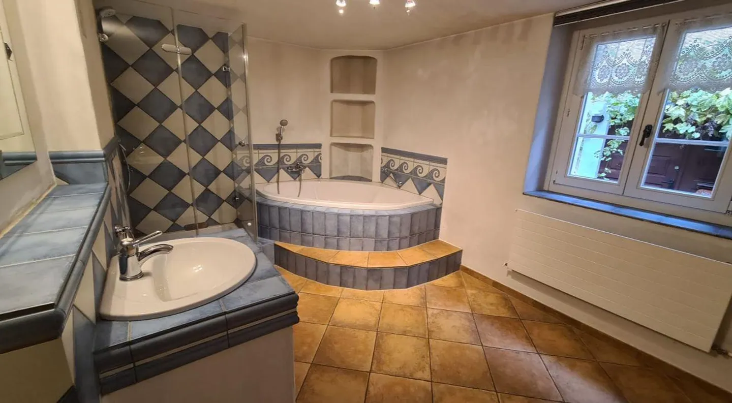 Charmantes Mehrfamilienhaus - Foto 10 von 27