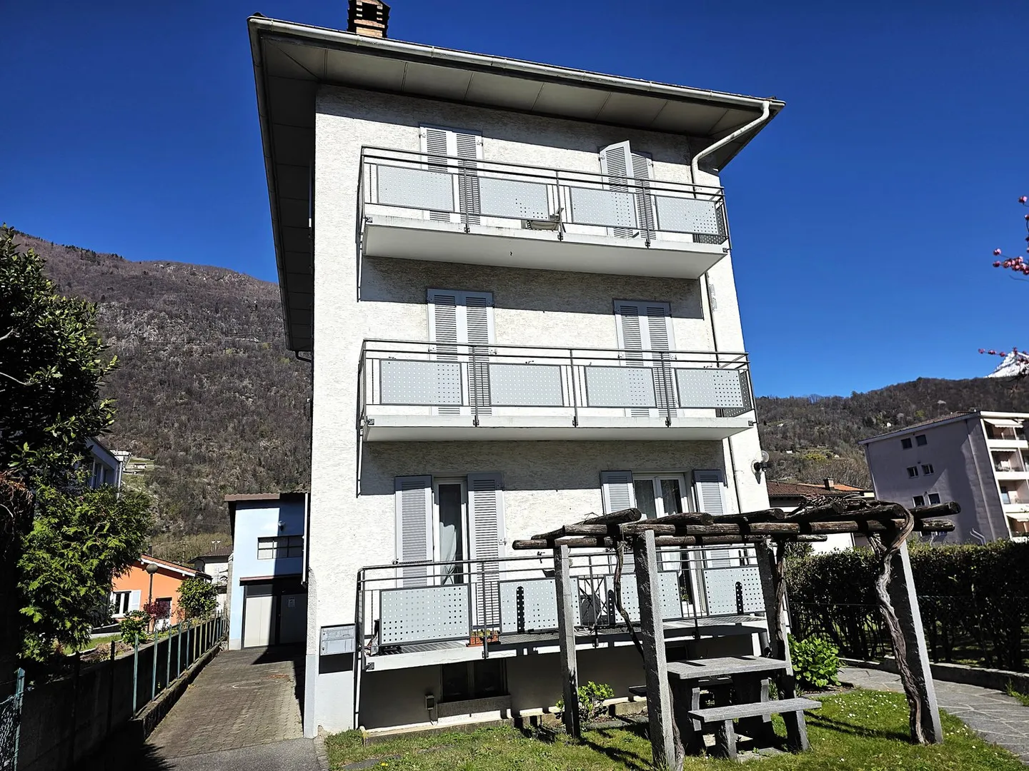 Zona Stadio di Bellinzona 3,5 Camere - Foto 1 di 8