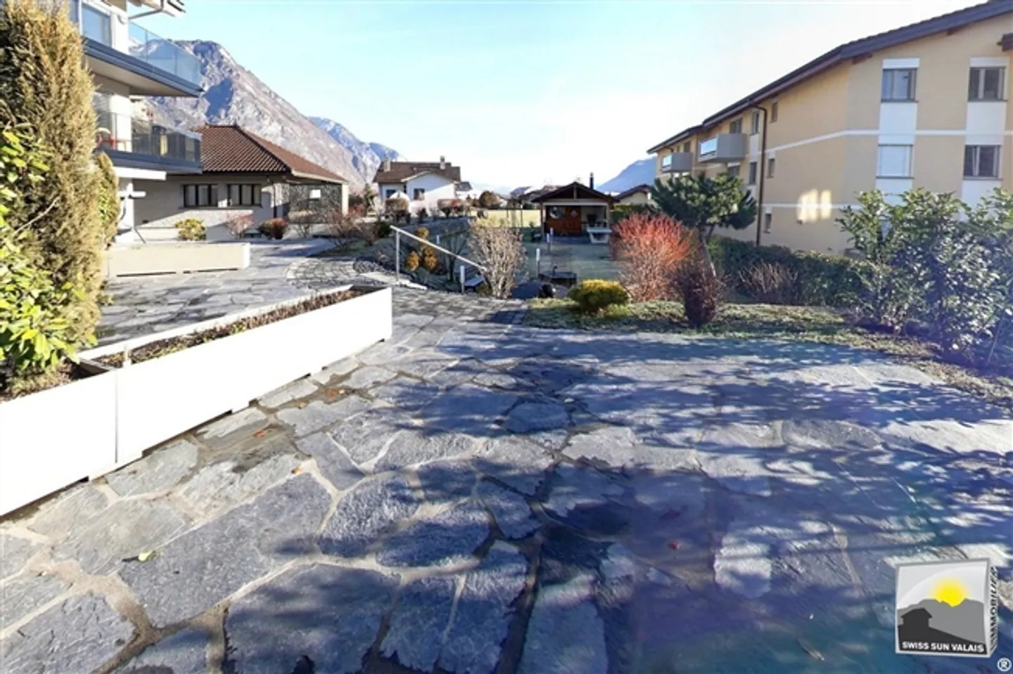 «Saillon. Sono "LA MIA LUNA DI MIELE" appartamento attraversante al piano terra con prato 3.5 locali di 115 m2 - Foto 12 di 20