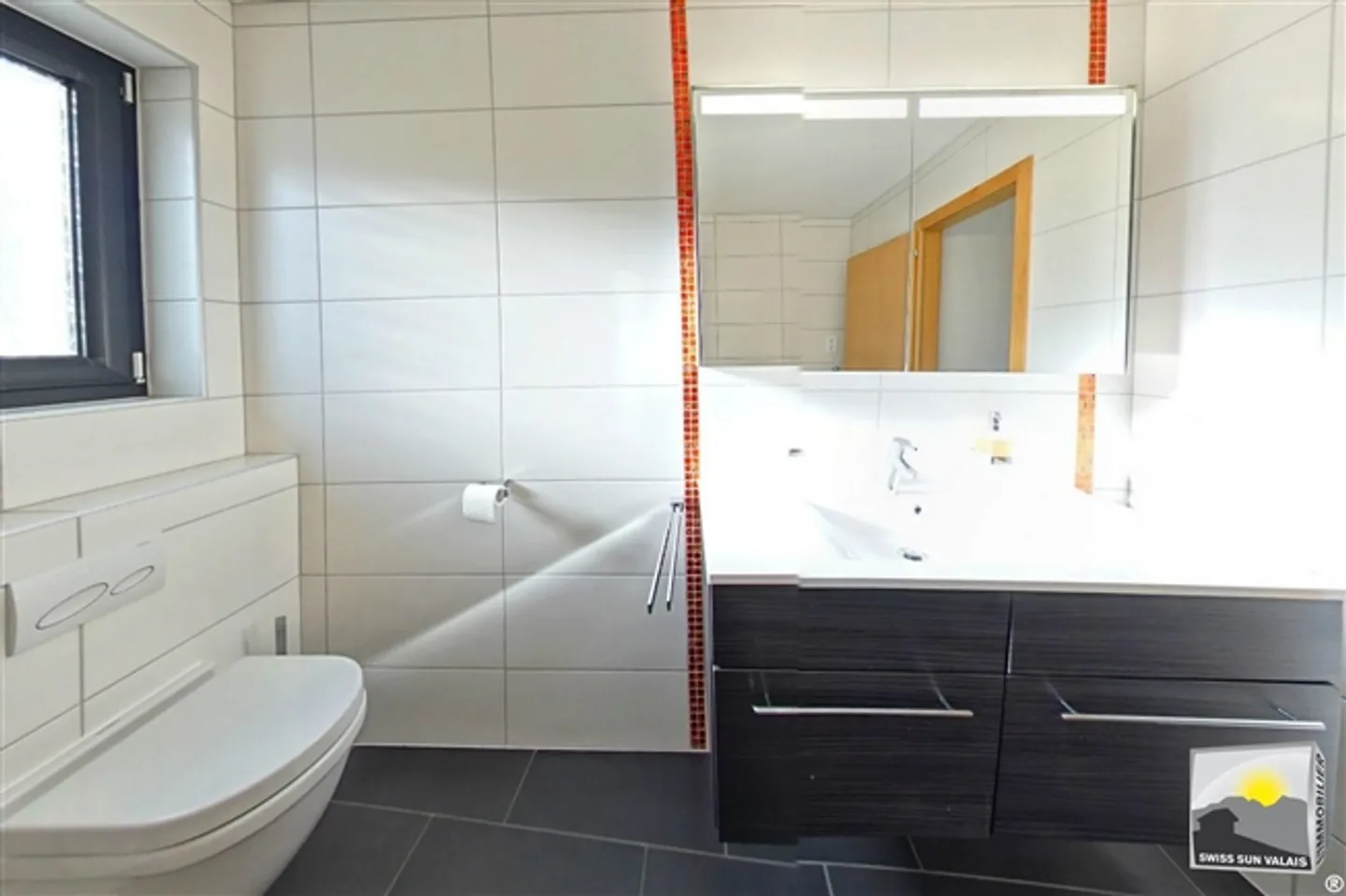 «Saillon. Sono "LA MIA LUNA DI MIELE" appartamento attraversante al piano terra con prato 3.5 locali di 115 m2 - Foto 9 di 20