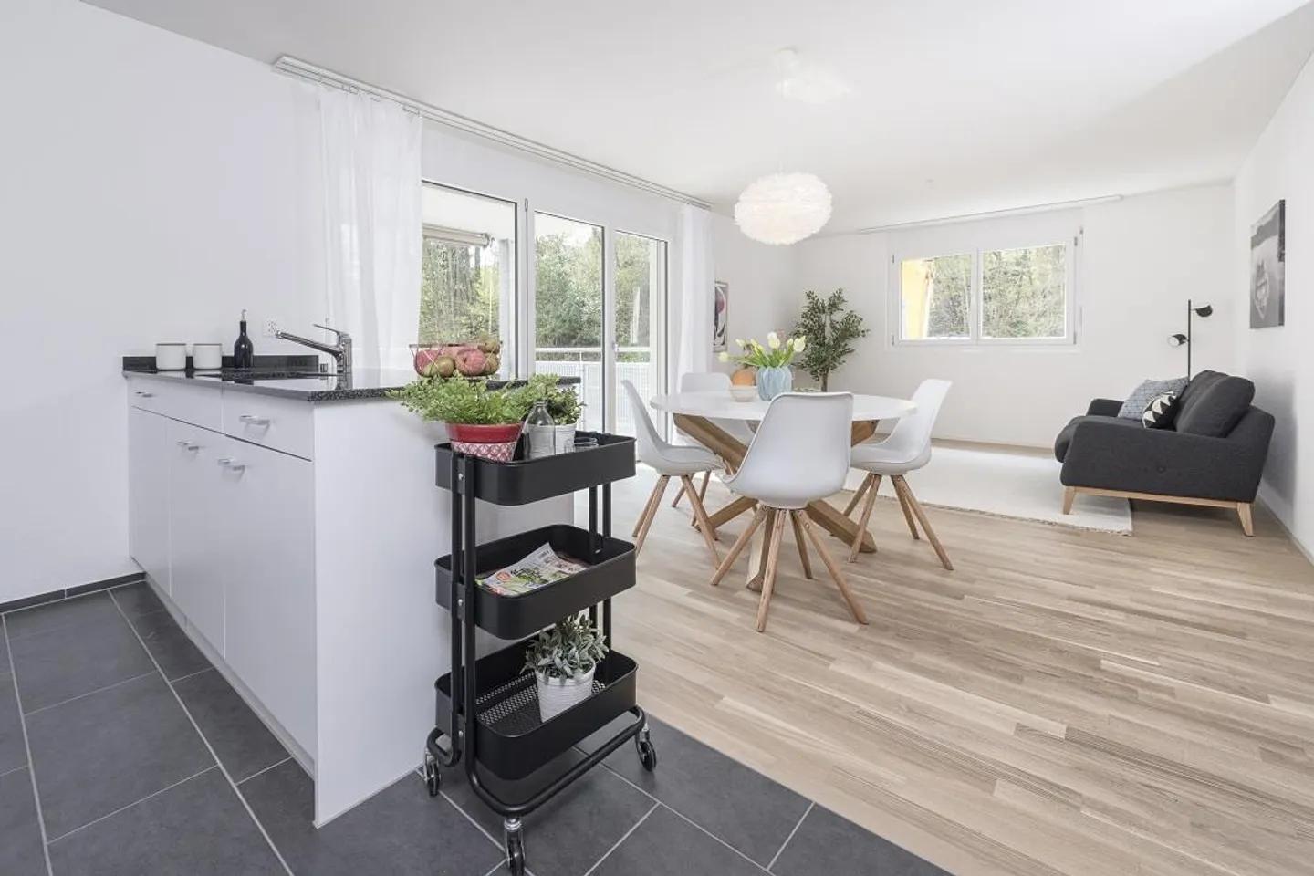 Quartier résidentiel calme! - Photo 4 sur 7