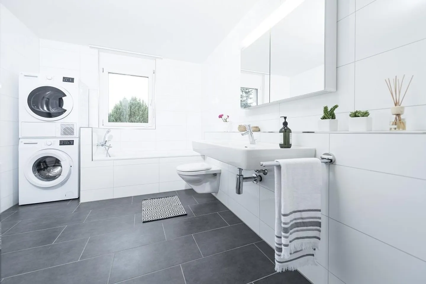 Quartier résidentiel calme! - Photo 5 sur 7