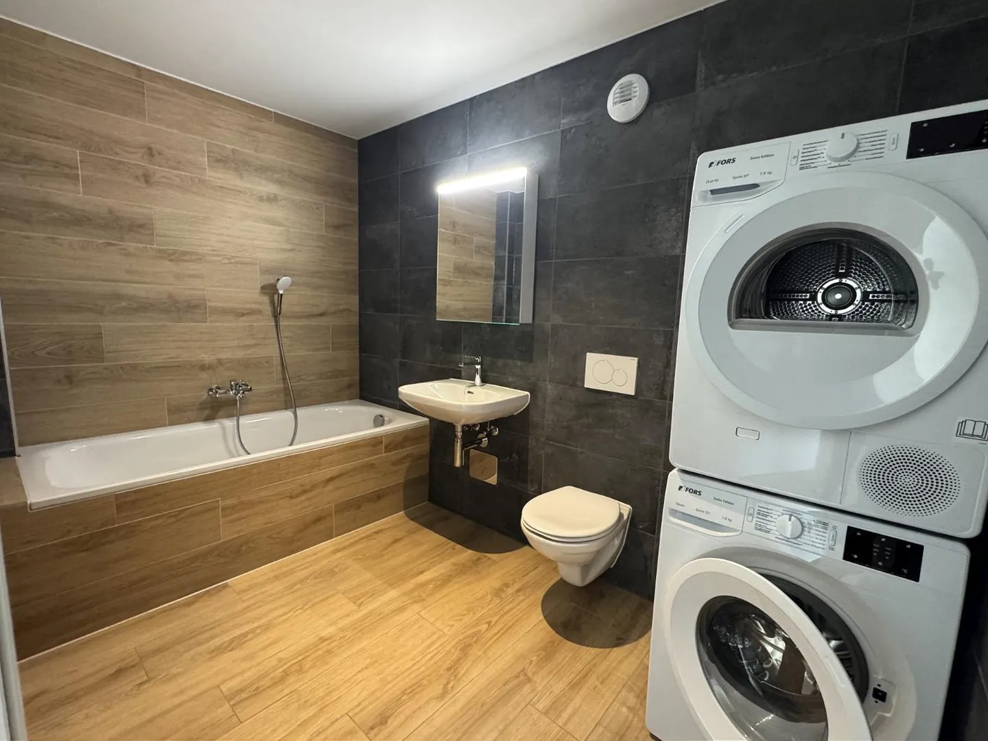 05725 - Appartement 4½ pièces - IMP. CHAMP-RIOND 9 - MATRAN - Photo 9 sur 11