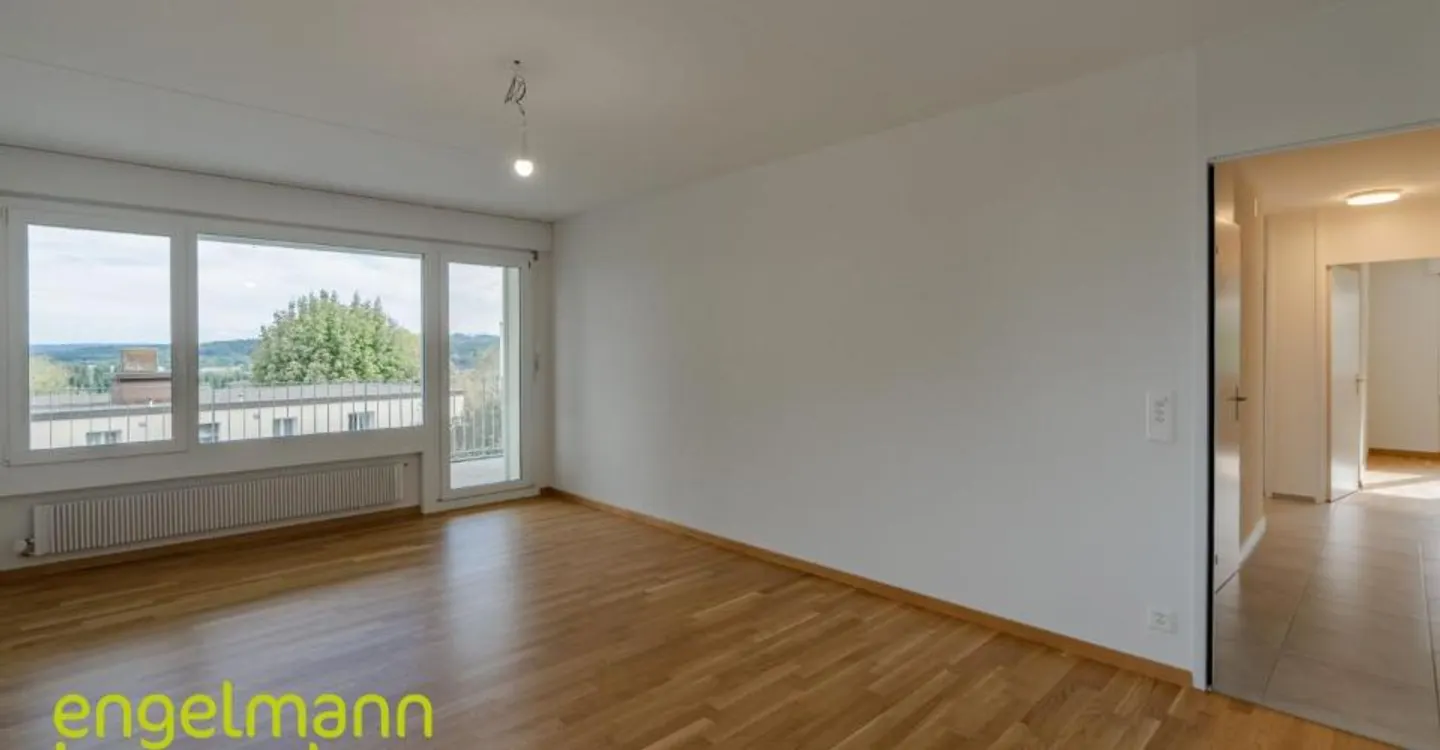 Appartement 4 pièces rénové - Photo 3 sur 13
