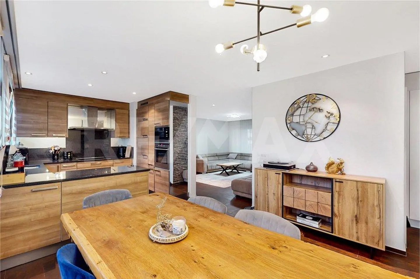 familienfreundlich und zentral in Safenwil 110 m² Nettowohnfläche + 15 m² Balkon - Foto 1 von 13