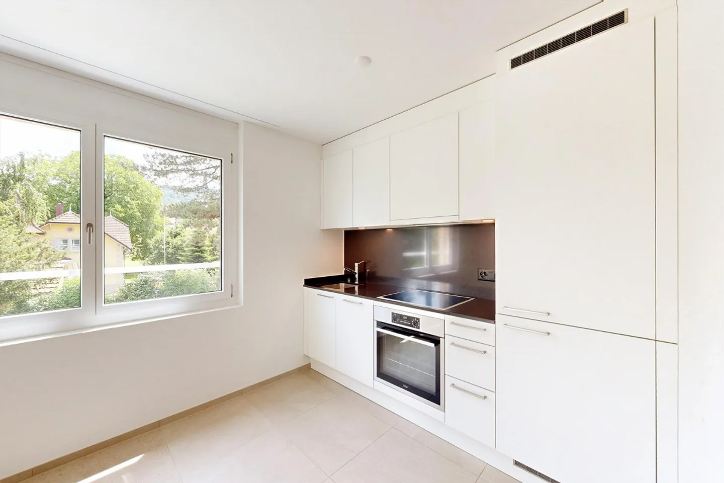 Départ vers votre propre bonheur - Photo 2 sur 8