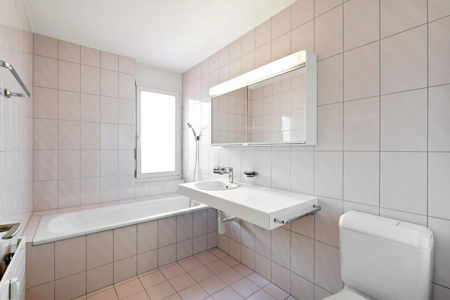 Welcome Home! - Birthday Promotion - Photo 6 of 12