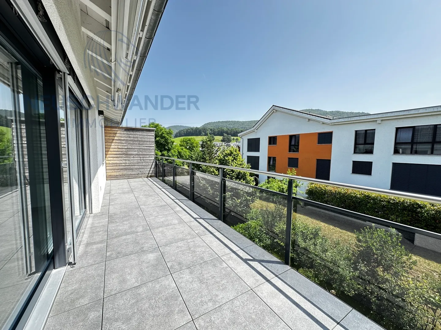 Dans un quartier tranquille au centre du village - Photo 9 sur 16
