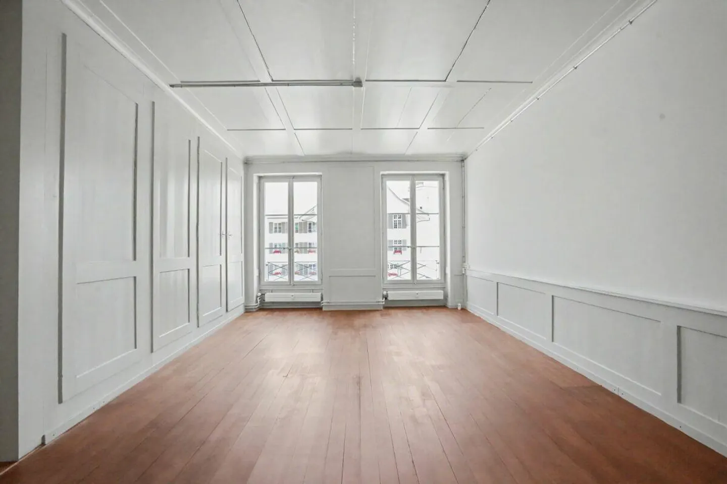 Appartement ancien de 4,5 pièces au style élégant dans le Stedtli d'Aarberg ! - Photo 3 sur 13