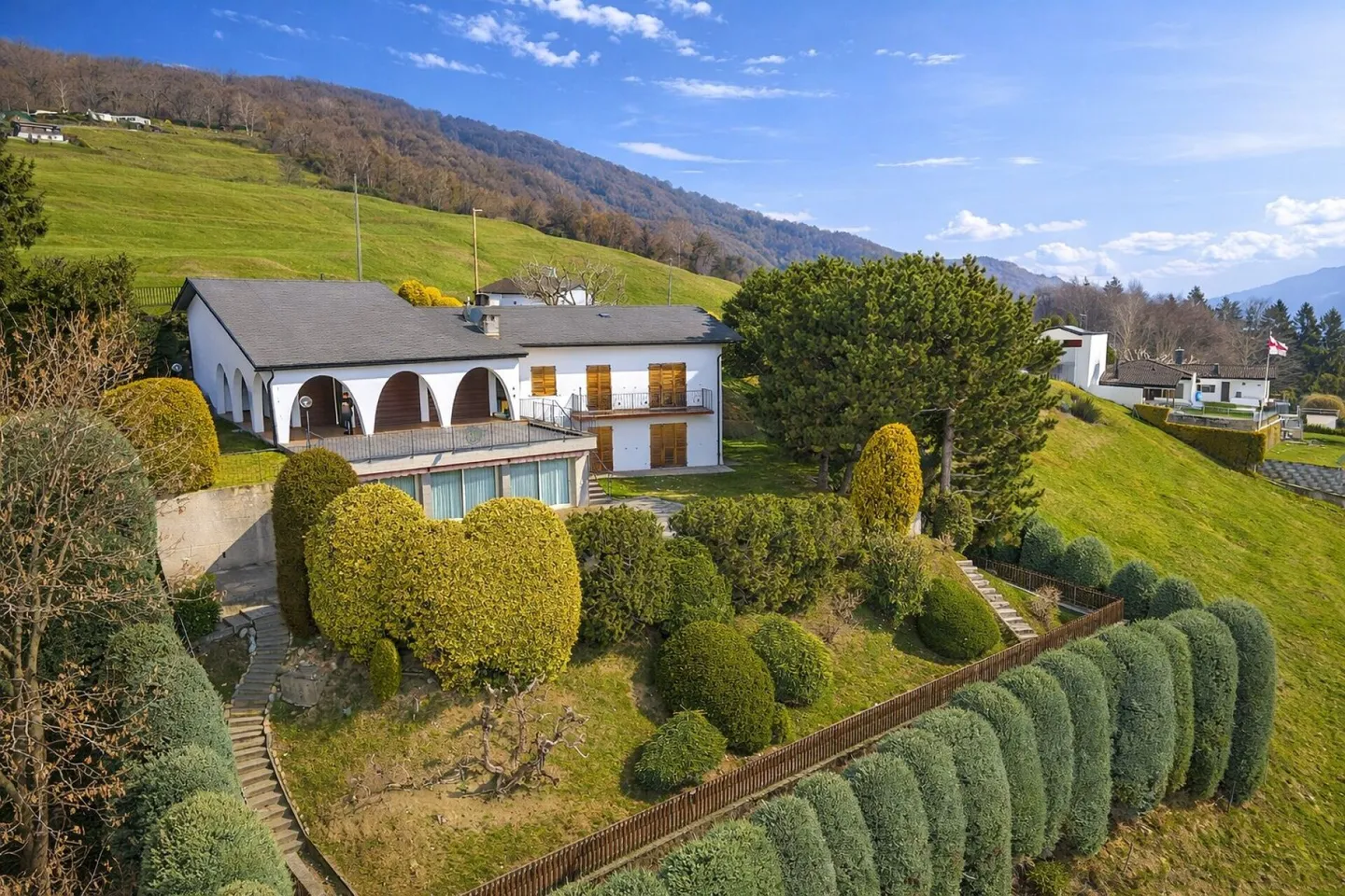 Wunderschöne Villa mit Pool und Blick - Foto 1 von 26