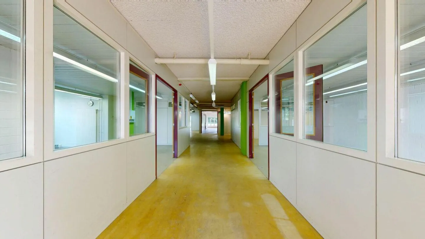 More Space for Your Business - Attractive Commercial & Office Spaces - Photo 5 of 8