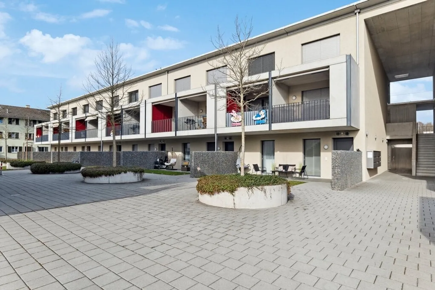 Living experience on two floors - Photo 1 of 9