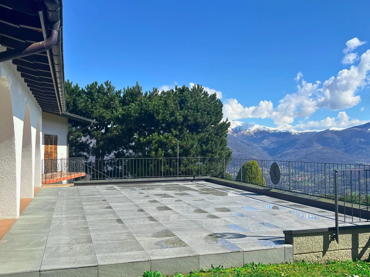 Wunderschöne Villa mit Pool und Blick - Foto 10 von 26