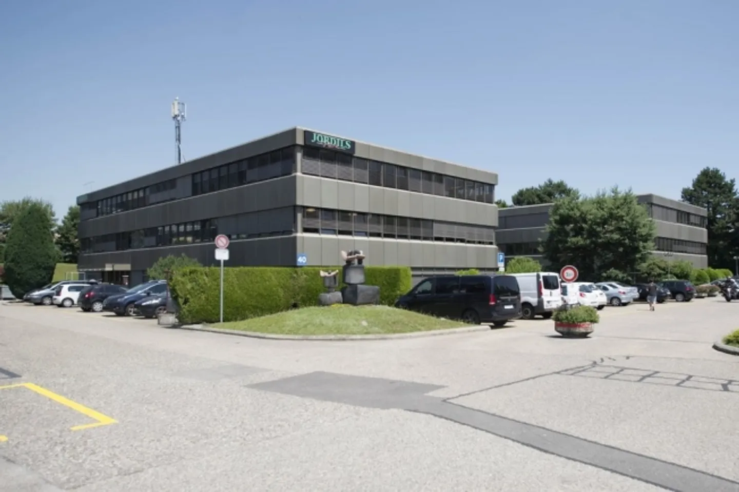 Motorcycle parking space for rent - Photo 1 of 1