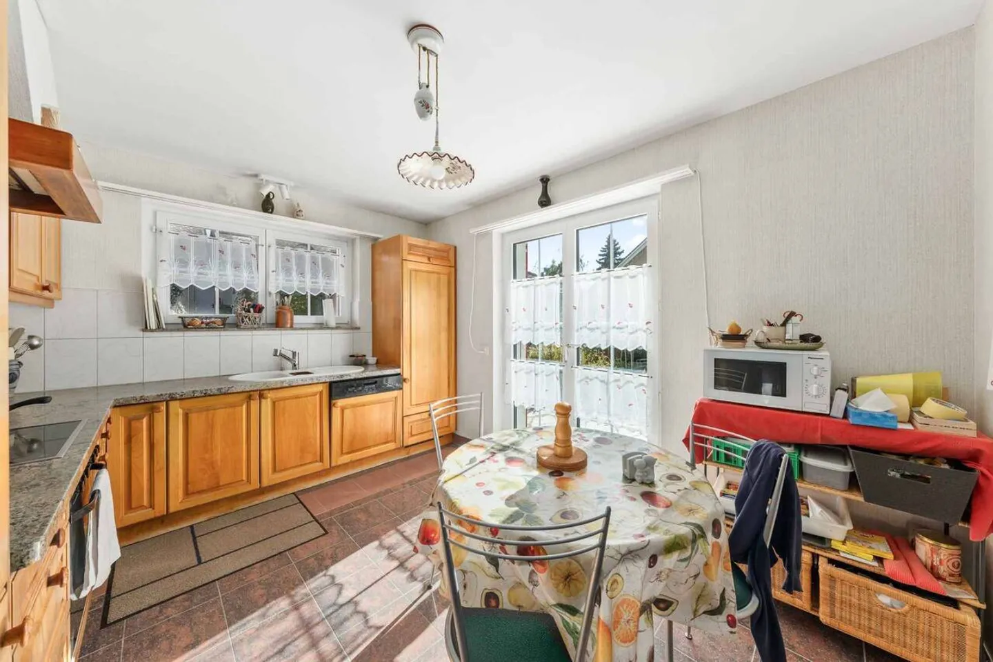 Charmante Waadtländer Villa mit großem Landschaftsgarten in Féchy - Foto 7 von 10