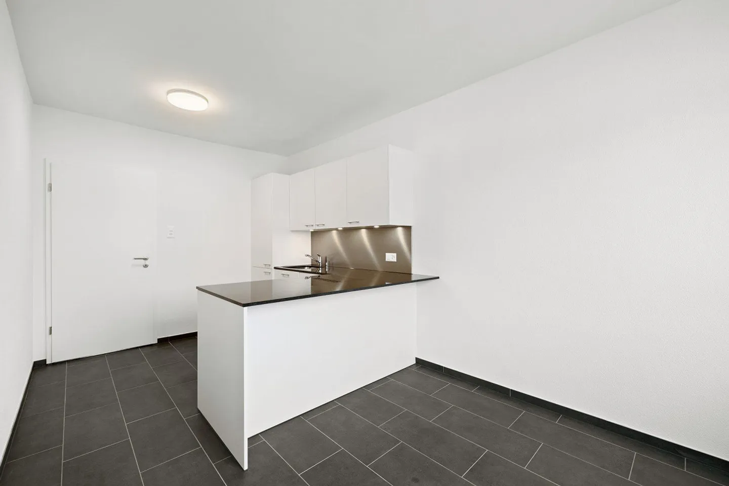 Appartement 2.5 pièces à Bâle - Photo 4 sur 8