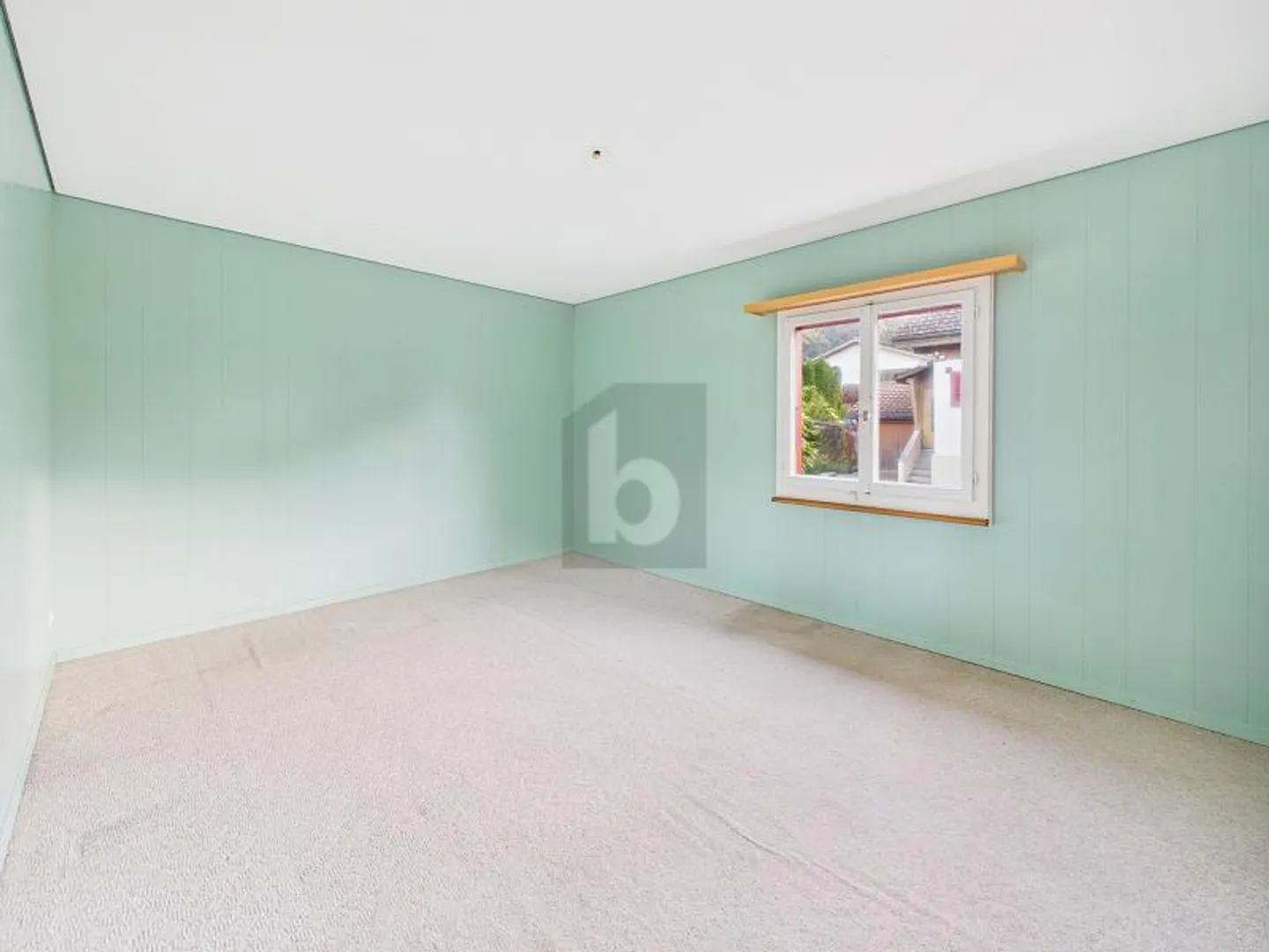 IN TOP LOCATION WITH MOUNTAIN VIEW - Photo 4 of 6