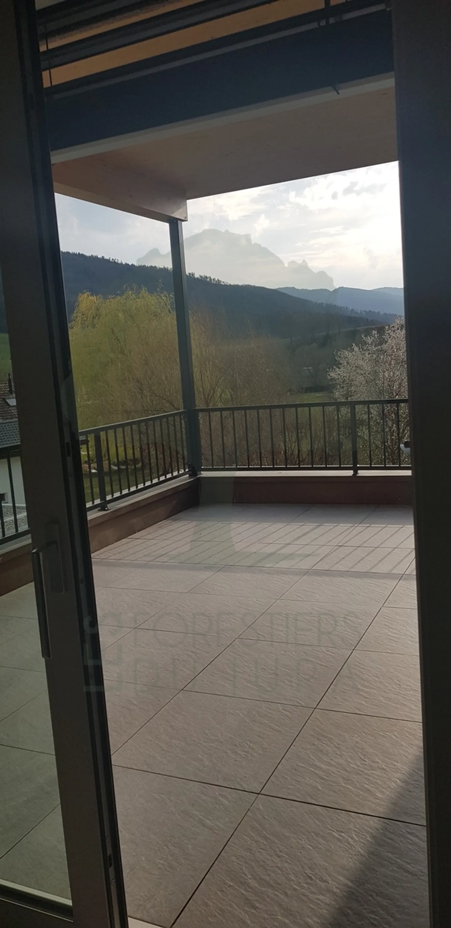 Edificio di Appartamenti Ristrutturato - Foto 10 di 14